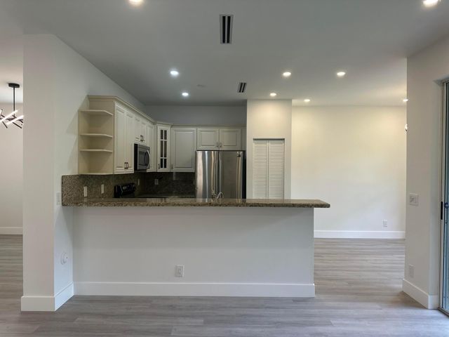 10702 NW 1st Court, Plantation, FL 33324