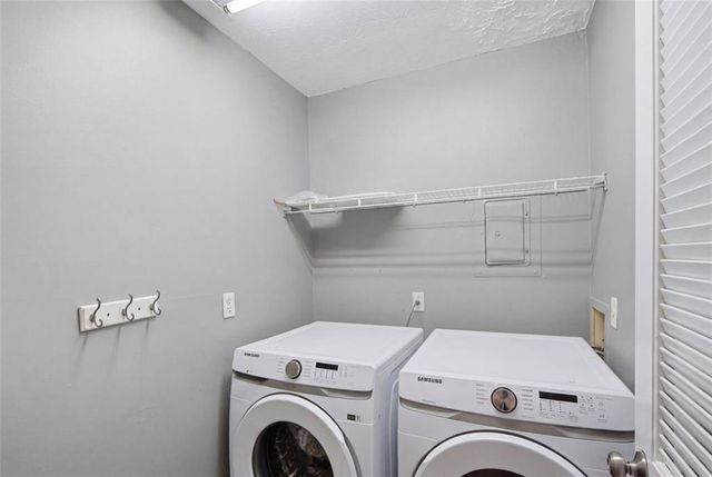 1204 Ashborough Terrace SE E, Marietta, GA 30067