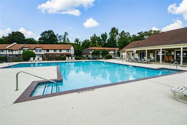 1204 Ashborough Terrace SE E, Marietta, GA 30067