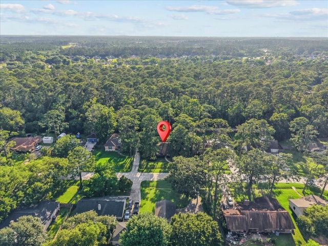5207 Longshadow Drive, Dickinson, TX 77539