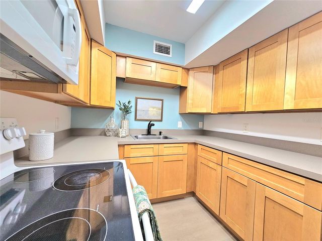 21267 GERTRUDE AVENUE 114, Port Charlotte, FL 33952