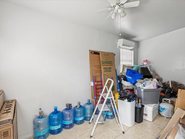 6518 S WEST SHORE CIRCLE, Tampa, FL 33616