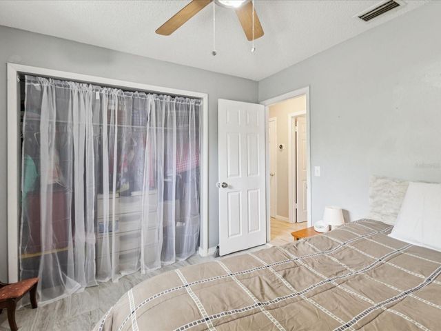 6518 S WEST SHORE CIRCLE, Tampa, FL 33616