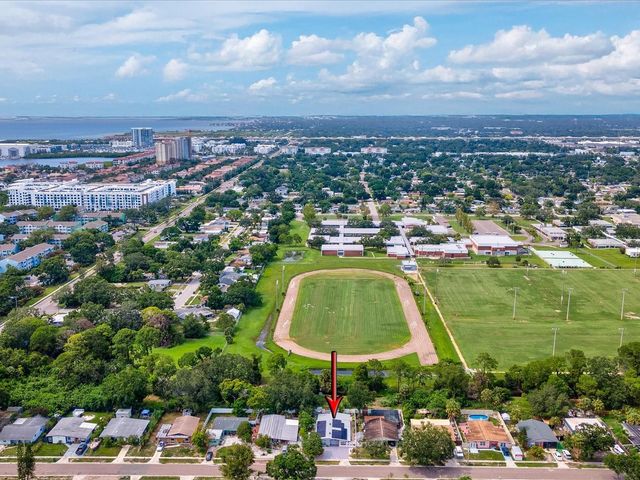 6518 S WEST SHORE CIRCLE, Tampa, FL 33616