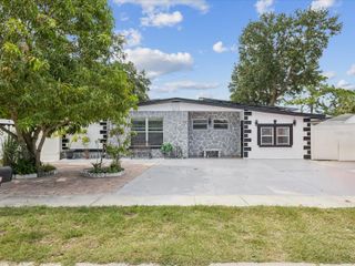 6518 S WEST SHORE CIRCLE, Tampa, FL 33616