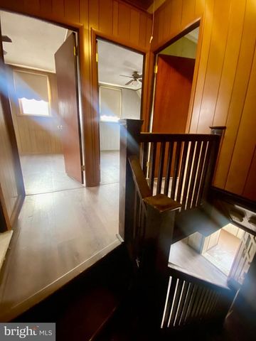 1305 RIDLEY AVE, Chester, PA 19013