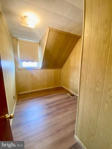 1305 RIDLEY AVE, Chester, PA 19013