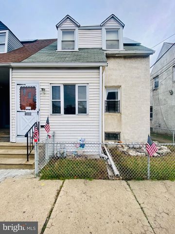 1305 RIDLEY AVE, Chester, PA 19013