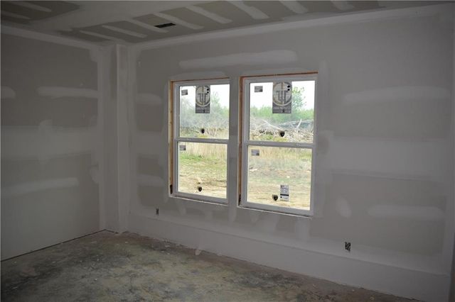 623 E 13th Street, Kearney, MO 64060