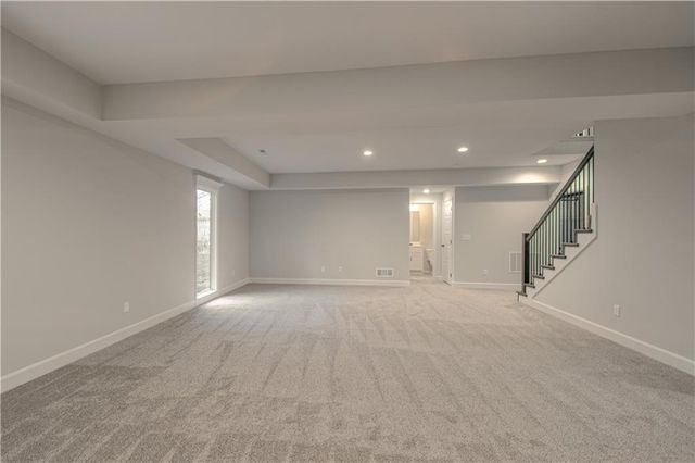 623 E 13th Street, Kearney, MO 64060