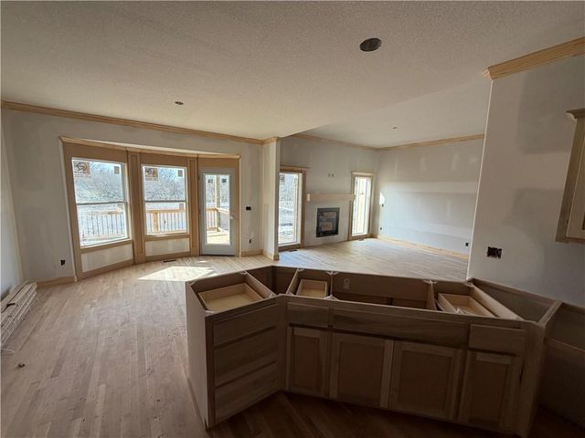 623 E 13th Street, Kearney, MO 64060