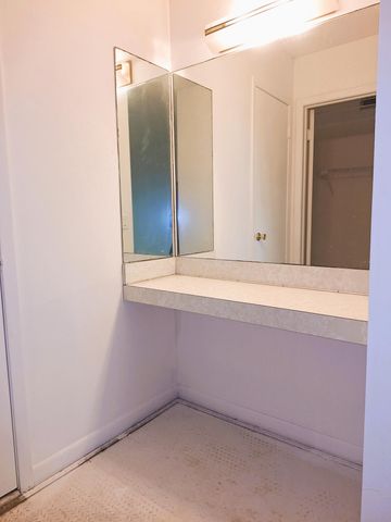 2900 NW 47TH Terrace 303B, Lauderdale Lakes, FL 33313