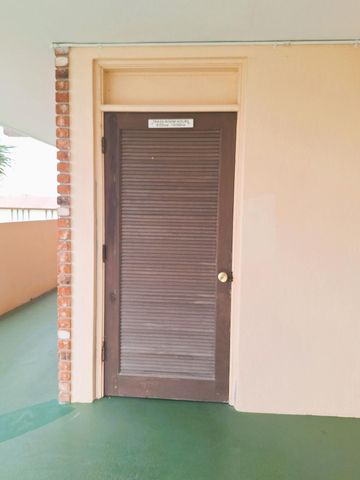 2900 NW 47TH Terrace 303B, Lauderdale Lakes, FL 33313