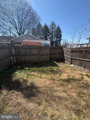 602 POWELL ST, Gloucester City, NJ 08030