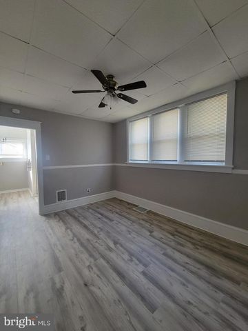 602 POWELL ST, Gloucester City, NJ 08030