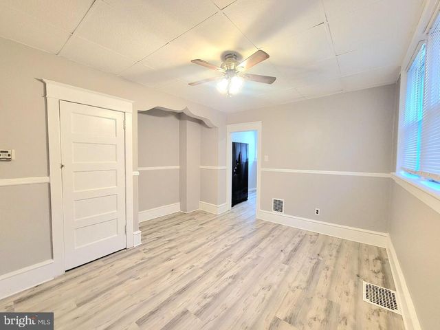 602 POWELL ST, Gloucester City, NJ 08030