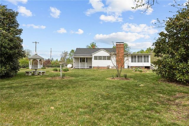 6857 US Highway 158, Stokesdale, NC 27357