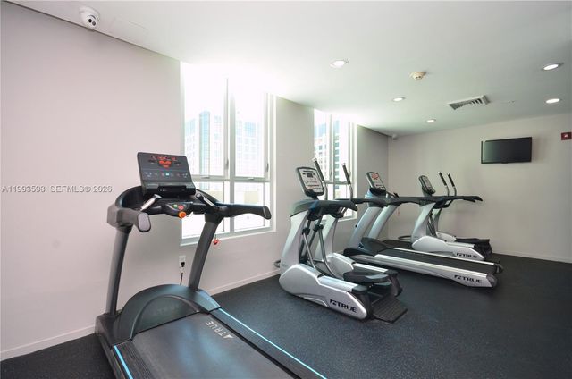 9055 SW 73rd Ct 1106, Miami, FL 33156