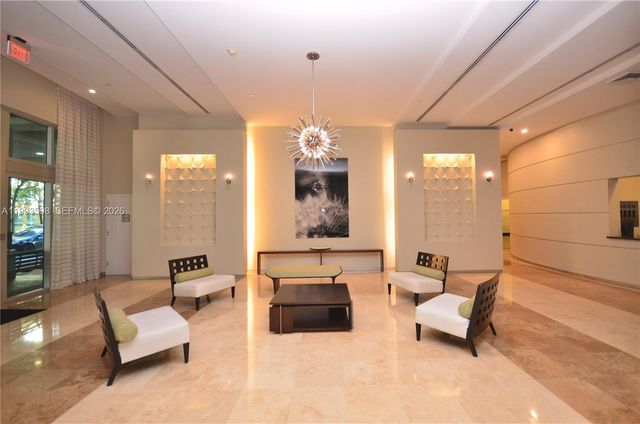 9055 SW 73rd Ct 1106, Miami, FL 33156