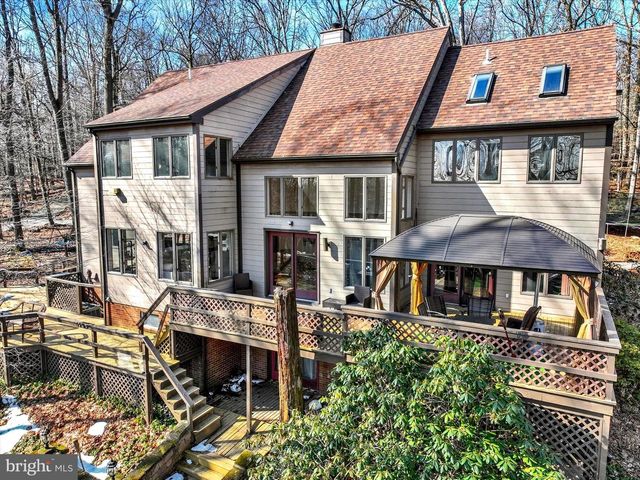 1265 ASH LN, Lebanon, PA 17042