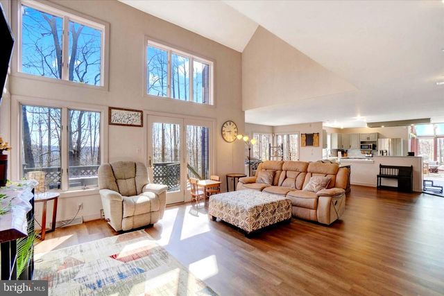 1265 ASH LN, Lebanon, PA 17042