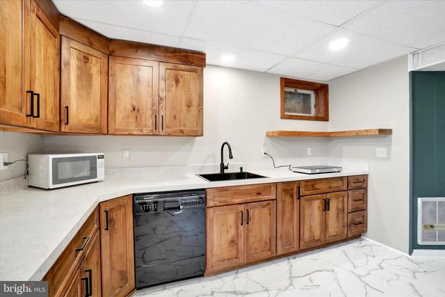 1265 ASH LN, Lebanon, PA 17042