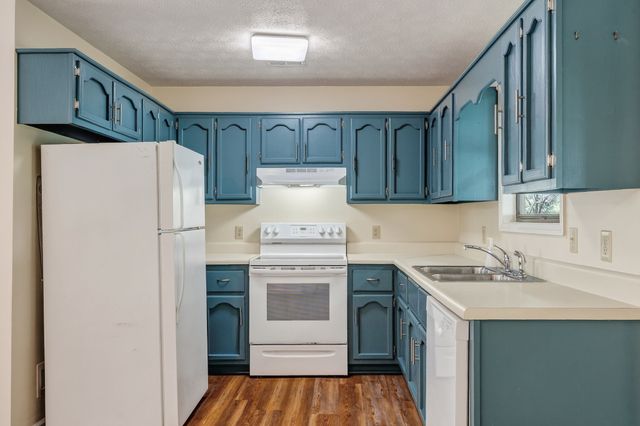 1423 Shadow Ln, Cookeville, TN 38501