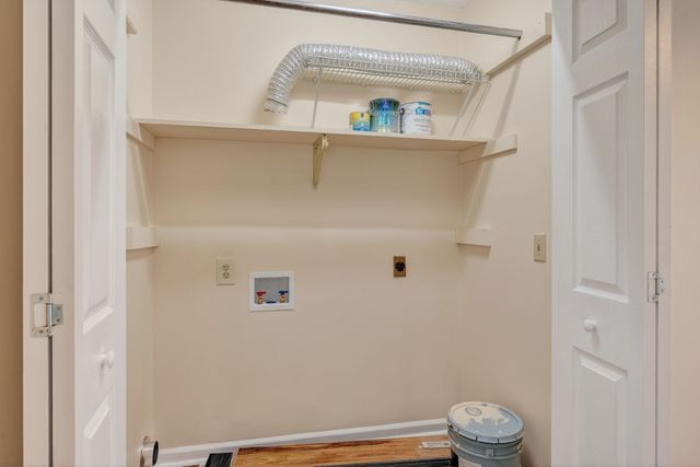 1423 Shadow Ln, Cookeville, TN 38501