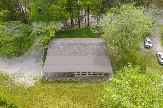 1423 Shadow Ln, Cookeville, TN 38501