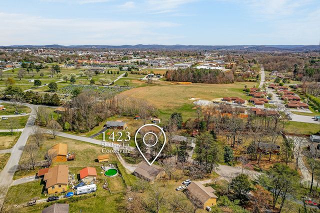 1423 Shadow Ln, Cookeville, TN 38501