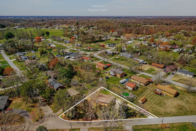 1423 Shadow Ln, Cookeville, TN 38501