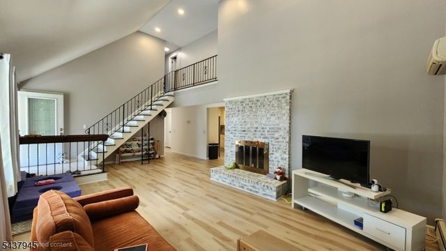 18 Roslyn Rd, Frankford Twp., NJ 07826