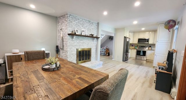 18 Roslyn Rd, Frankford Twp., NJ 07826