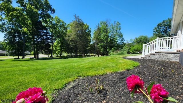 18 Roslyn Rd, Frankford Twp., NJ 07826