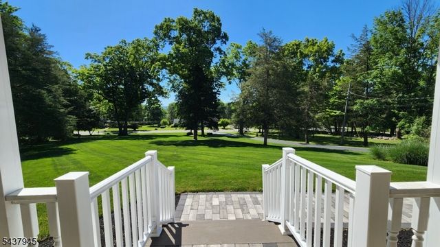 18 Roslyn Rd, Frankford Twp., NJ 07826