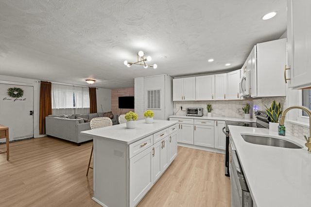 356 Hovenden Ave, Brockton, MA 02302