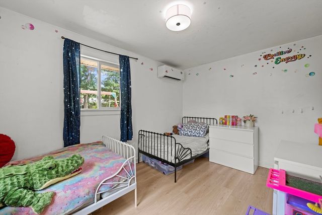 356 Hovenden Ave, Brockton, MA 02302