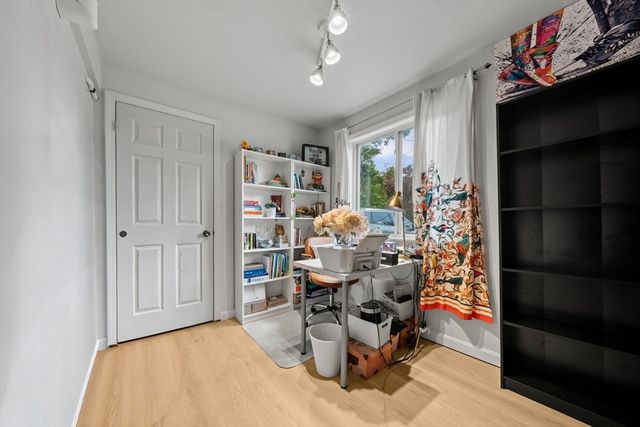 356 Hovenden Ave, Brockton, MA 02302