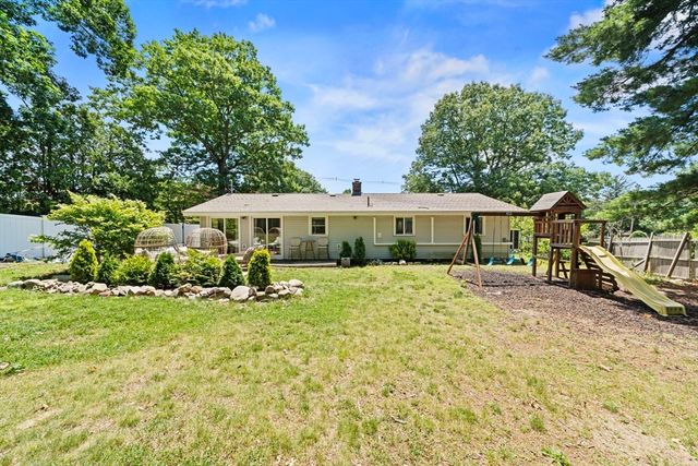 356 Hovenden Ave, Brockton, MA 02302