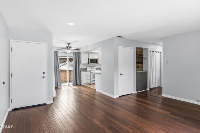 1745 Los Feliz Drive 12, Thousand Oaks, CA 91362