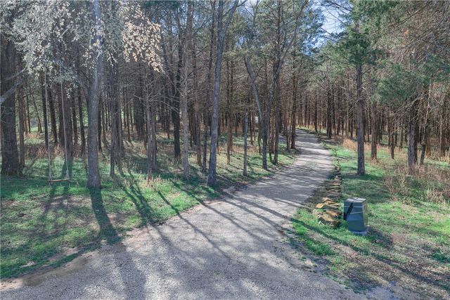 18108 & 18110 Edgewood Road, Goshen, AR 72703