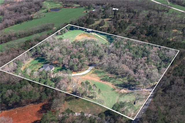 18108 & 18110 Edgewood Road, Goshen, AR 72703