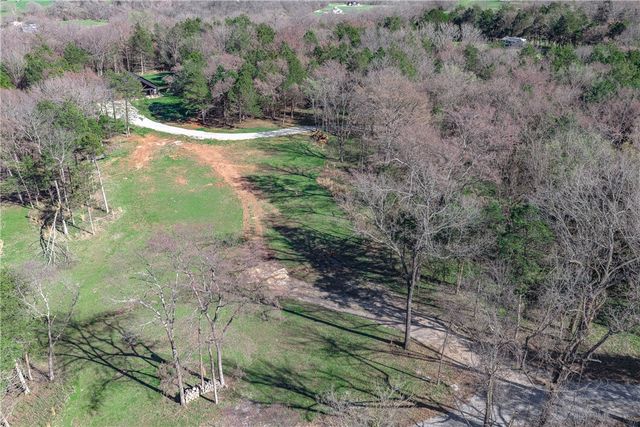 18108 & 18110 Edgewood Road, Goshen, AR 72703