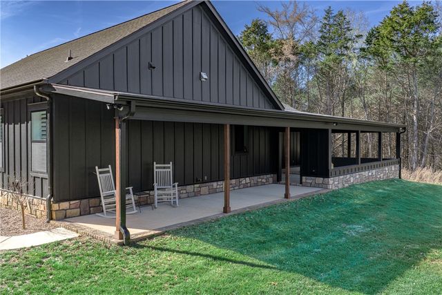 18108 & 18110 Edgewood Road, Goshen, AR 72703