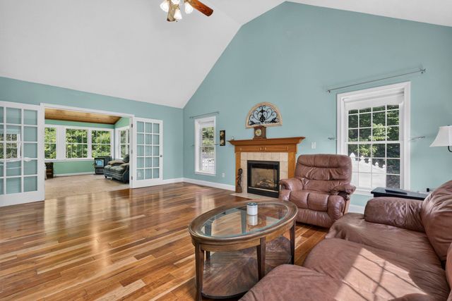 14 Naumkeag Court, Litchfield, NH 03052