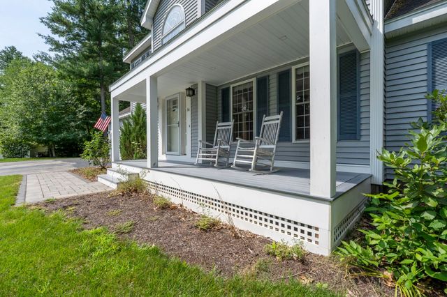 14 Naumkeag Court, Litchfield, NH 03052