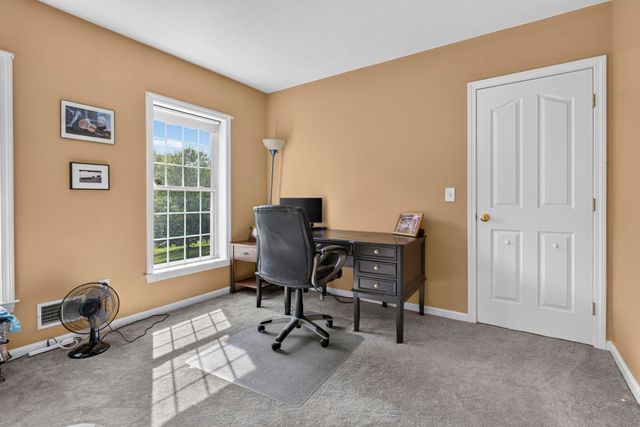 14 Naumkeag Court, Litchfield, NH 03052