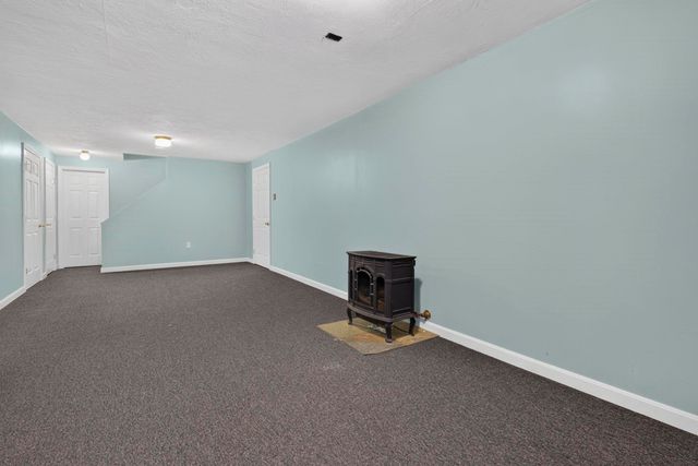 14 Naumkeag Court, Litchfield, NH 03052