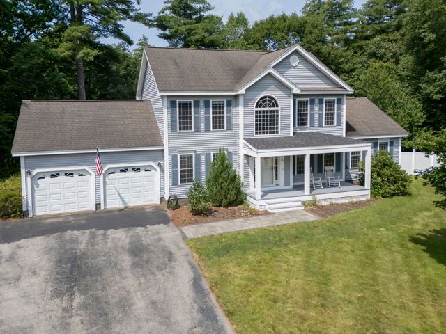 14 Naumkeag Court, Litchfield, NH 03052