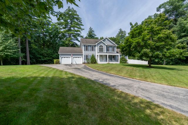 14 Naumkeag Court, Litchfield, NH 03052